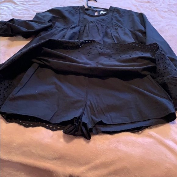 Urban Outfitters women’s dress/shorts - Picture 4 of 4